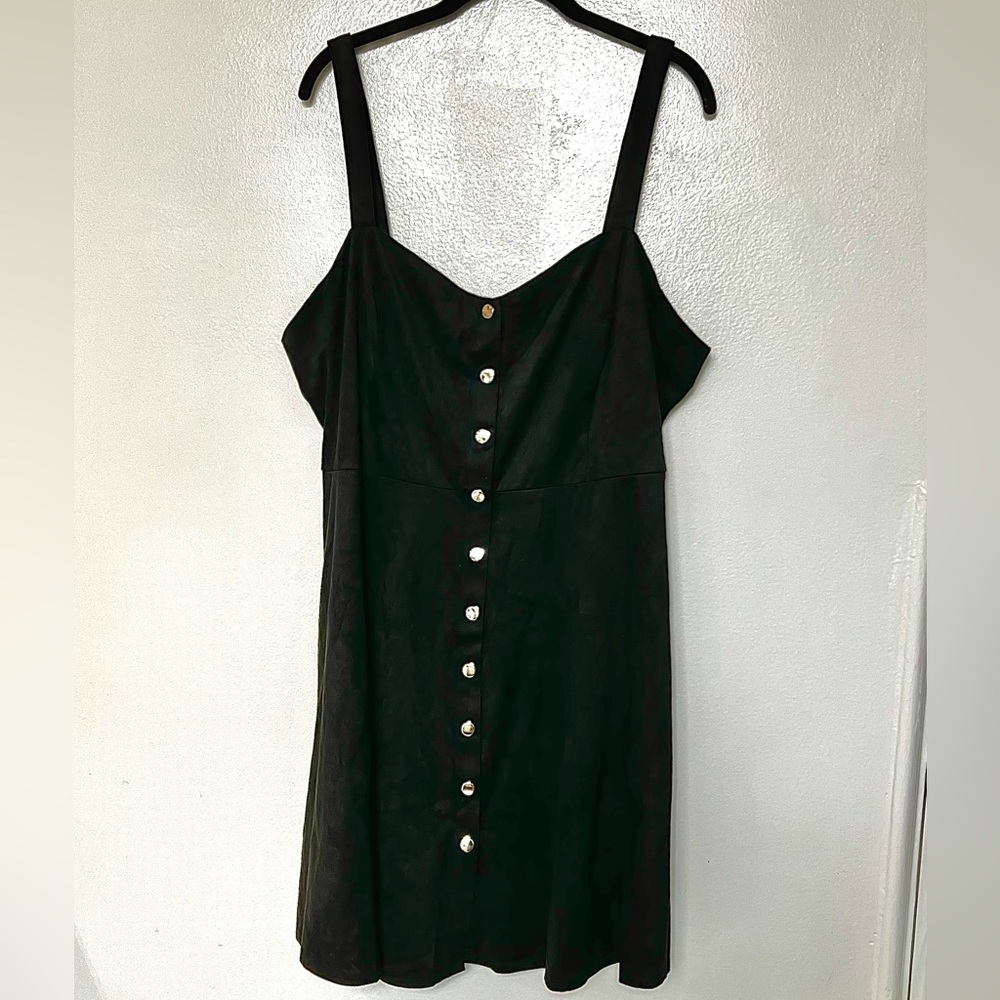 Plus Size Black snap dress